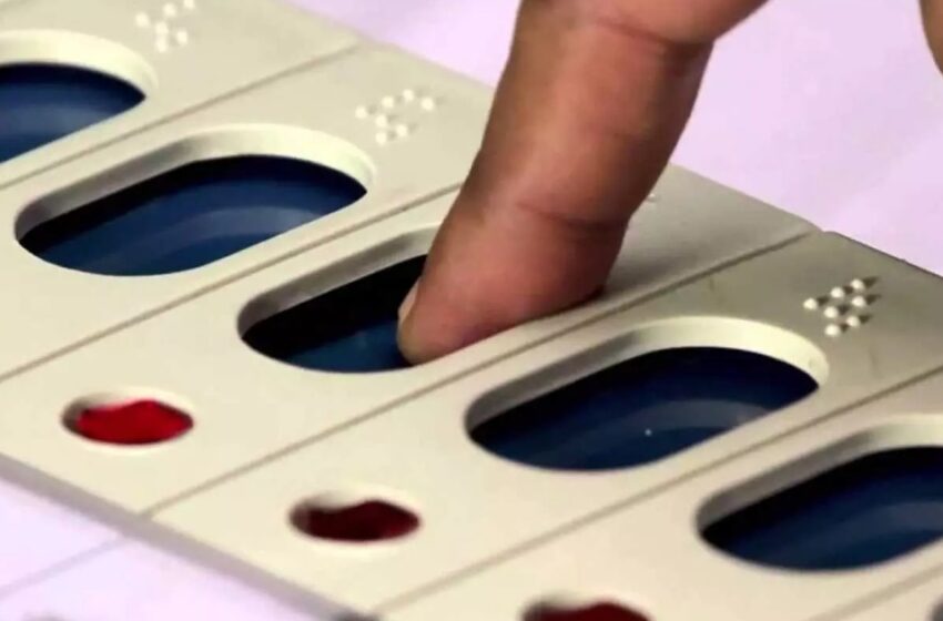  രേഖകളില്ലാതെ 44 ശതമാനം വോട്ടുകൾ? പയ്യന്നൂരിൽ തെരഞ്ഞെടുപ്പ് അട്ടിമറിച്ചെന്ന് യുഡിഎഫ്; റിട്ടേണിങ് ഓഫീസർക്ക് പരാതി നൽകി