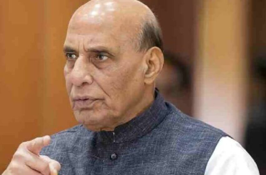  ‘ഇത്തവണ പാകിസ്ഥാൻ എത്ര കഷ്ണങ്ങളാകുമെന്ന് ദൈവത്തിനറിയാം’; ഖ്വാജ ആസിഫിന് രാജ്‌നാഥ് സിങ്ങിന്റെ കടുത്ത മറുപടി