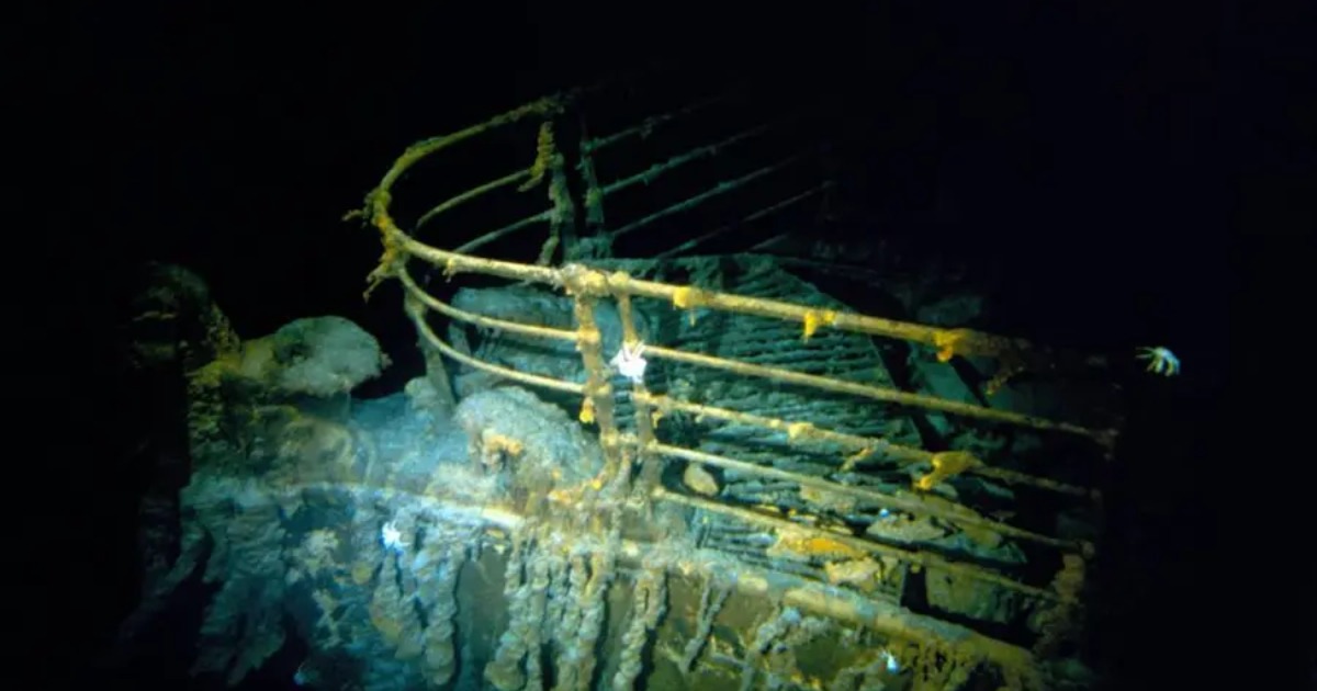  ടൈറ്റാനിക് ചരിത്രശേഷിപ്പുകൾക്ക് ലേലത്തിൽ റെക്കോർഡ് വില; യാത്രക്കാരിയുടെ ലൈഫ് ജാക്കറ്റ് വിറ്റുപോയത് 9 കോടിക്ക്