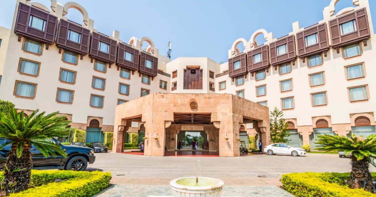 ഇറാൻ-യുഎസ് ചർച്ചനടന്ന പഞ്ചനക്ഷത്ര ഹോട്ടലിലെ ബില്ലടച്ചില്ല; ആഗോളതലത്തിൽ നാണംകെട്ട് പാകിസ്ഥാൻ