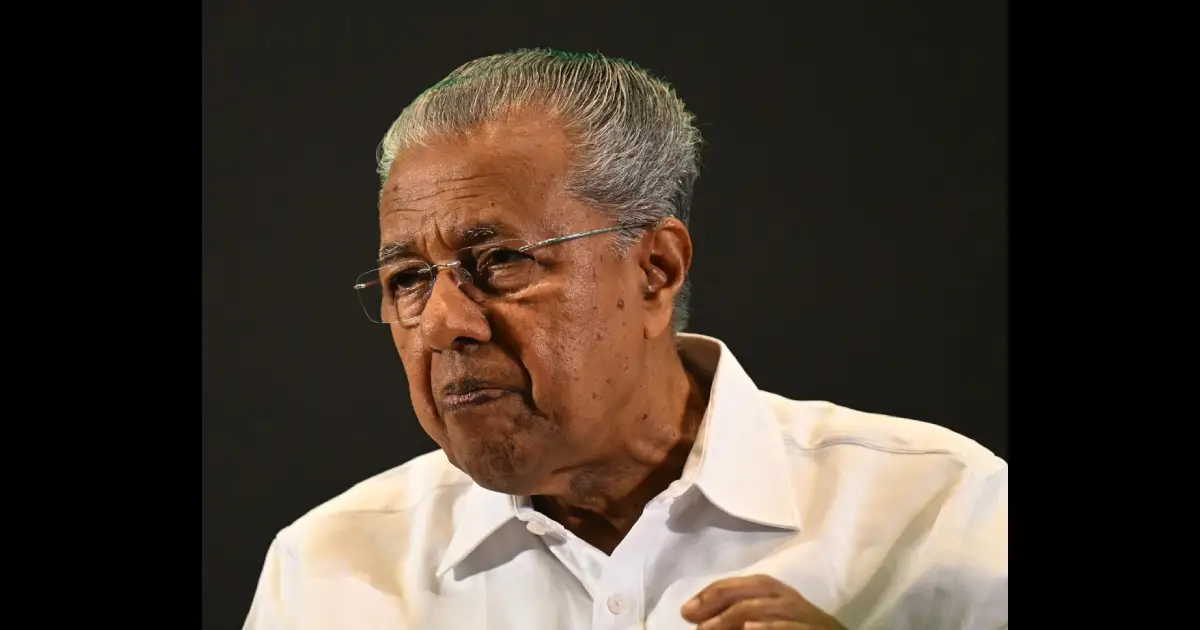  ഫേസ്ബുക്കിൽ മുഖ്യമന്ത്രി ഒഴിവാക്കി, പോളിറ്റ് ബ്യൂറോ അംഗം എന്നാക്കി പിണറായി വിജയൻ