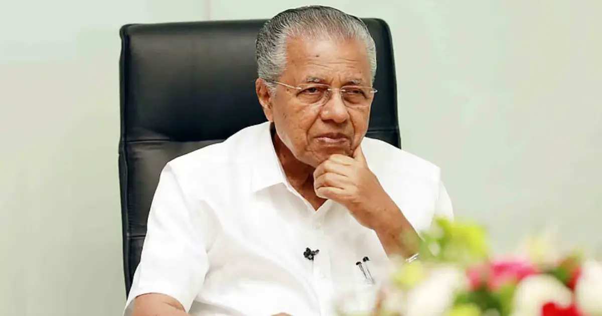 'എന്തെങ്കിലും പറയാനുണ്ടോ സിഎമ്മേ', ഒന്നും മിണ്ടാതെ പിണറായി, തിരുവനന്തപുരത്തേക്ക്