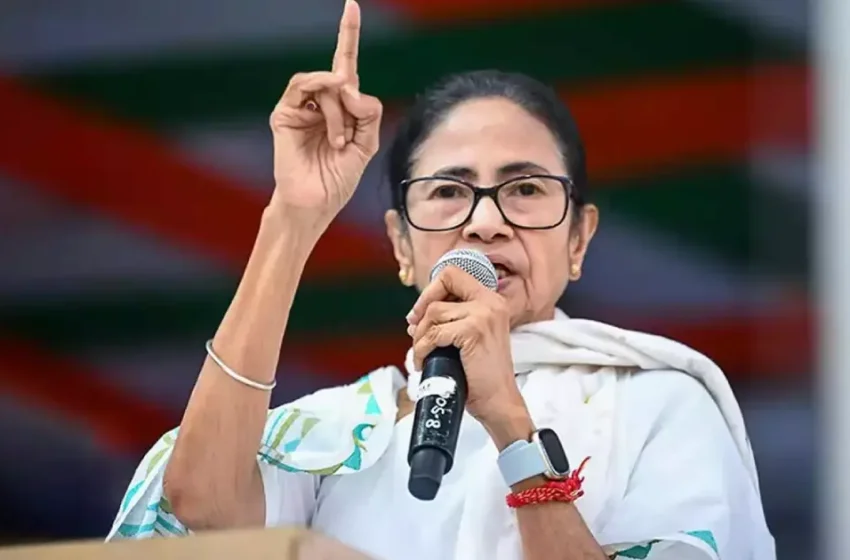  ‘തൃണമൂൽ തോറ്റിട്ടില്ല, മുഖ്യമന്ത്രി പദം രാജിവെക്കില്ല’: നാടകീയ പ്രഖ്യാപനവുമായി മമതാ ബാനർജി