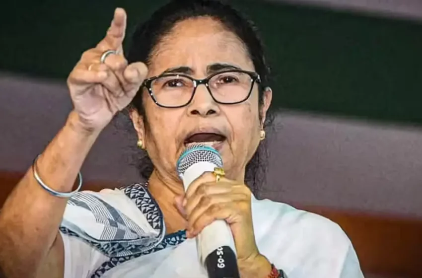  രാജിവയ്ക്കില്ലെന്ന് മമത; ബംഗാളിൽ ഇനി എന്തു സംഭവിക്കും?