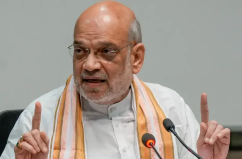  ‘നിങ്ങളുടെ ധർമ്മം സംരക്ഷിക്കുക, മതപരിവർത്തനങ്ങളെ ചെറുക്കുക; ഏക സിവിൽ കോഡ് ഗോത്രവർഗ വിഭാഗങ്ങളെ ബാധിക്കില്ല’; ഉറപ്പ് നൽകി അമിത് ഷാ