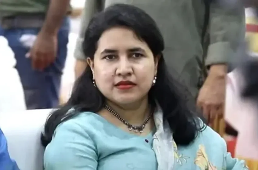  വീണ വിജയന് ഇഡി സമൻസ് ഉടൻ; 242 അക്കൗണ്ടുകൾ മരവിപ്പിച്ചു; പിടിമുറുക്കി കേന്ദ്ര ഏജൻസി