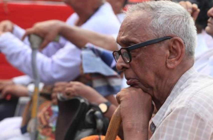  ‘വാർദ്ധക്യ പെൻഷൻ ദിവസം 6.66 പൈസ’; കേന്ദ്രം 12 വർഷമായി നൽകുന്നത് വെറും 200 രൂപ, ദുരിതത്തിലായി വൃദ്ധർ