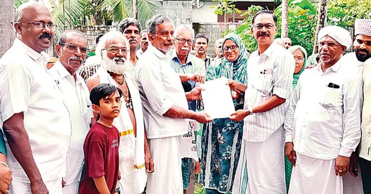 മതസൗഹാർദത്തിന് മാതൃകയായി താനാളൂർ പഞ്ചായത്ത് പ്രസിഡന്റ് അസ്കർ; ക്ഷേത്രത്തിന് നാഗത്തറ നിർമിക്കാൻ ഭൂമി സൗജന്യമായി നൽകി