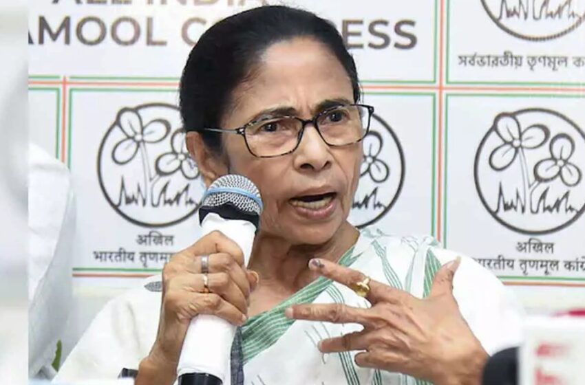  ‘കേന്ദ്രത്തിലെ ബിജെപി ഭരണം അധികം വൈകാതെ അവസാനിപ്പിക്കും’: ടിഎംസി എംഎൽഎമാരുടെ യോഗത്തിൽ മമത ബാനർജി