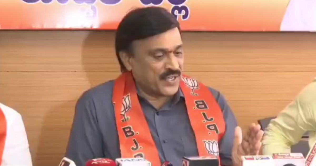 ‘ഹാജർ വിളിക്കുമ്പോൾ യെസ് സാറിന് പകരം ജയ് ശ്രീറാം എന്ന് പറയണം’; യത്നാലിന്റെ ആഹ്വാനത്തെ പിന്തുണച്ച് ബിജെപി എംഎൽഎ ജനാർദ്ദന റെഡ്ഡി