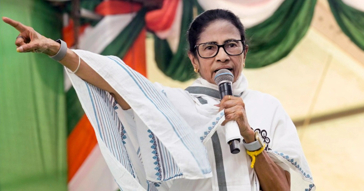 'പാറ്റകൾക്കൊപ്പം'; കോക്രോച്ച് ജനതാ പാർട്ടിക്ക് പിന്തുണയുമായി മമത ബാനർജി