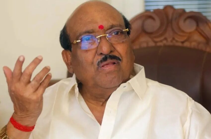  ‘യുഡിഎഫ് 100 സീറ്റ് നേടിയാൽ രാജി’; പഴയ വെല്ലുവിളിയിൽ മലക്കംമറിഞ്ഞ് വെള്ളാപ്പള്ളി; ‘അങ്ങനെ പലരും പലതും പറഞ്ഞുകാണും’