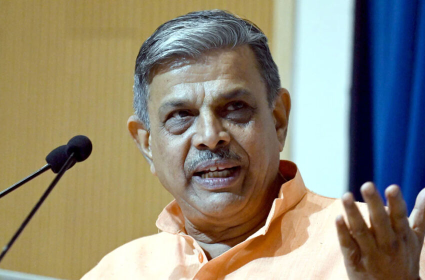  ‘നമ്മൾ ഒറ്റ രാജ്യമായിരുന്നു; പാകിസ്താനുമായുള്ള ചർച്ചയുടെ വാതിലുകൾ കൊട്ടിയടയ്ക്കരുത്’-ദത്താത്രേയ ഹൊസബാലെ