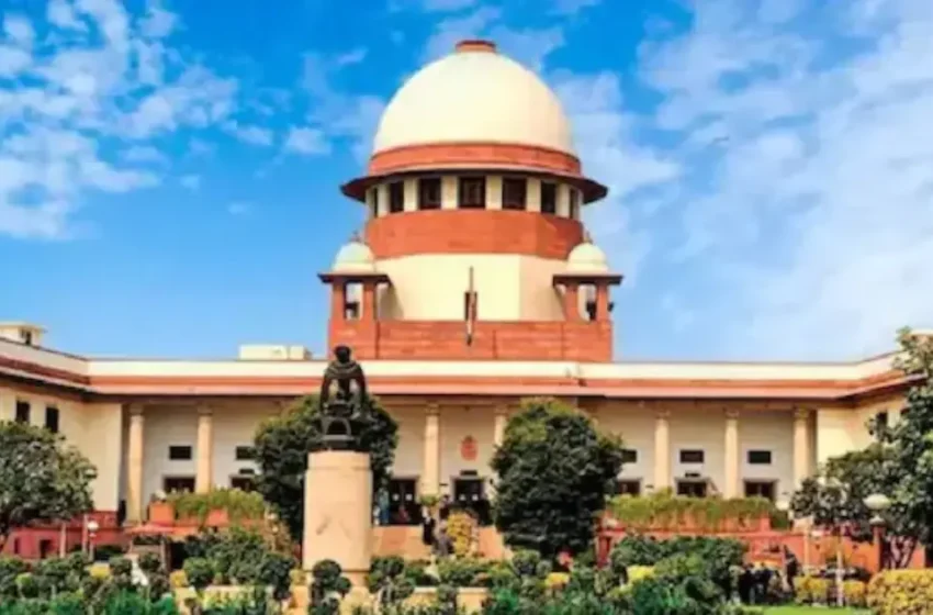 ‘പ്രായപൂർത്തിയായവർ സ്വമേധയാ ലൈംഗികത്തൊഴിലിലേർപ്പെടുന്നത് കുറ്റകരമല്ല; അവരെ ഉപദ്രവിക്കാനോ നിർബന്ധിതമായി പുനരധിവസിപ്പിക്കാനോ പോലീസിന് അധികാരമില്ല’; സുപ്രീം കോടതി