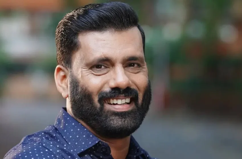  ‘വെള്ളാപ്പള്ളി പറഞ്ഞിട്ട് ഒരു ഈഴവനും ഇടതുപക്ഷത്തിന് വോട്ട് ചെയ്തില്ല, നേതൃത്വം തിരിച്ചറിഞ്ഞില്ലെങ്കിൽ തിരിച്ചടി വലുതായിരിക്കും’: റിജിൽ മാക്കുറ്റി