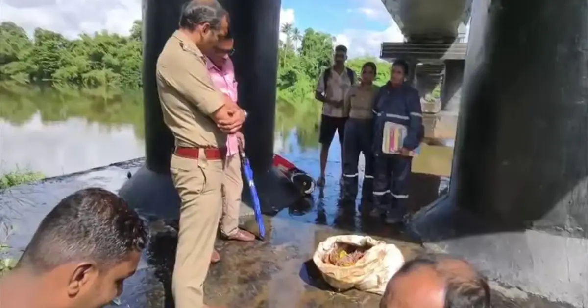  മീൻ പിടിക്കാൻ എത്തിയവരുടെ ചൂണ്ടയിൽ കുടുങ്ങിയ ചാക്കിനുള്ളിൽ തലയോട്ടിയും അസ്ഥികളും പൂജാസാധനങ്ങളും; അന്വേഷണം ആരംഭിച്ച് പോലീസ്