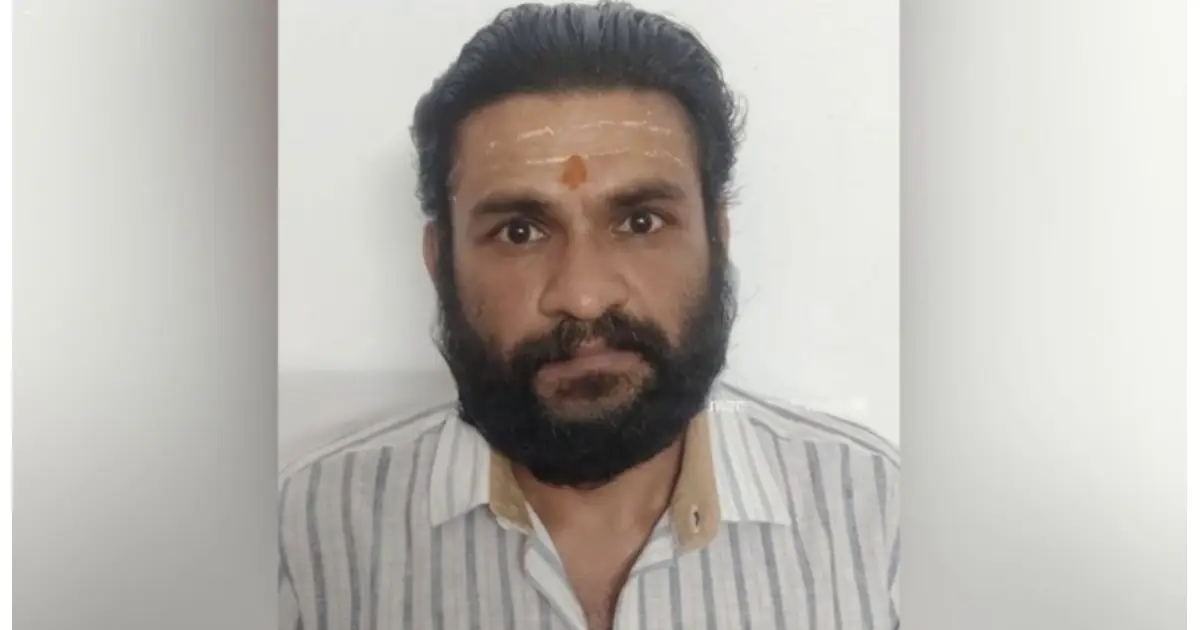  ഓപ്പറേഷൻ തൂഫാൻ; ജ്യോതിഷാലയത്തിലെ അലമാരയിൽ കഞ്ചാവ്; ജ്യോത്സ്യൻ പിടിയിൽ