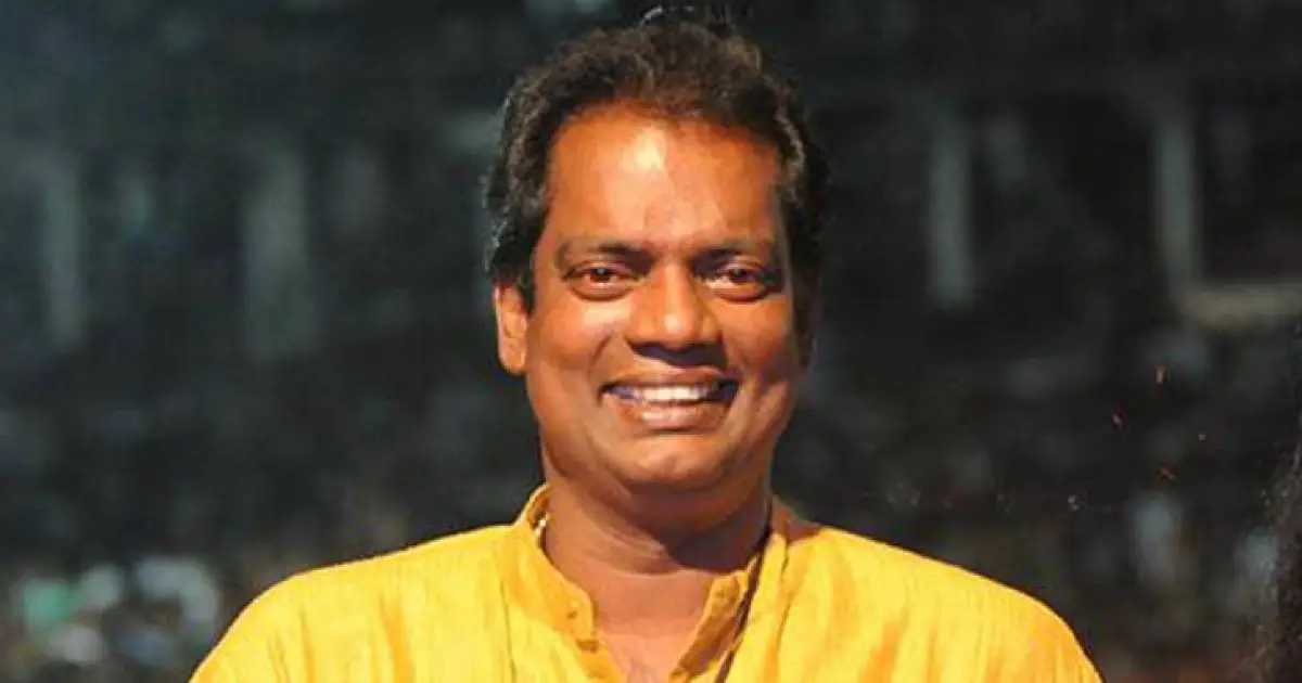‘പ്രളയത്തിൽ വീടിന്റെ മുറികളെല്ലാം ഞങ്ങൾക്ക് തുറന്നുതന്നു, എല്ലാവരെയും രക്ഷിച്ച ശേഷമാണ് അദ്ദേഹം ആ വീട്ടിൽ നിന്ന് ഇറങ്ങിയത്’; കണ്ണീരോടെ നാട്ടുകാർ