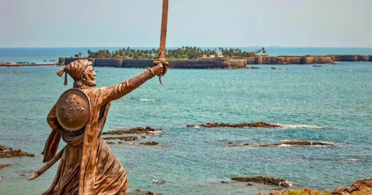 ശിവാജി മഹാരാജിന്റെ പ്രതിമ സ്ഥാപിക്കാനൊരുങ്ങി ഇസ്രയേൽ; അഭിമാന നിമിഷമെന്ന് മഹാരാഷ്ട്ര മുഖ്യമന്ത്രി
