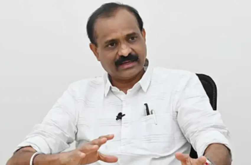  ‘ബംഗാളിലെ ഭരണമാറ്റത്തിന് പിന്നാലെ ബംഗ്ലാദേശികൾ തിരുവനന്തപുരത്ത് എത്തുന്നു, ആരോഗ്യമേഖലയെ ബാധിക്കും; ഹോട്ടലുകളിൽ കടന്നുകയറിയിട്ടുണ്ടോ എന്നും പരിശോധിക്കും’: വി വി രാജേഷ്
