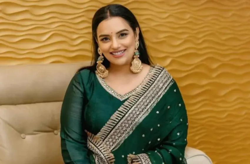  ‘ഞാൻ സംഘിയോ കമ്മിയോ അല്ല, ആരുടേയും പാവയാകാതിരിക്കാനാണ് എന്റെ രാജി’; ‘അമ്മ’യിലെ നാടകീയ നീക്കങ്ങളിൽ മൗനം വെടിഞ്ഞ് ശ്വേതാ മേനോൻ