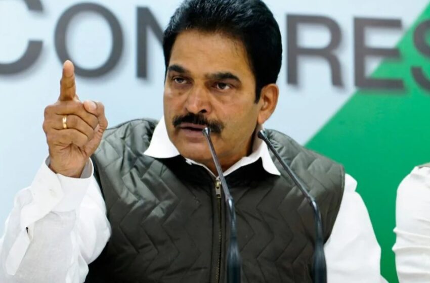  ‘സ്വന്തം മുഖം വികൃതമായതിന് സിപിഎം രാഹുലിനെ പഴിക്കുന്നതെന്തിന്?’; ആലിംഗന വിവാദത്തിൽ കെ.സി വേണുഗോപാൽ