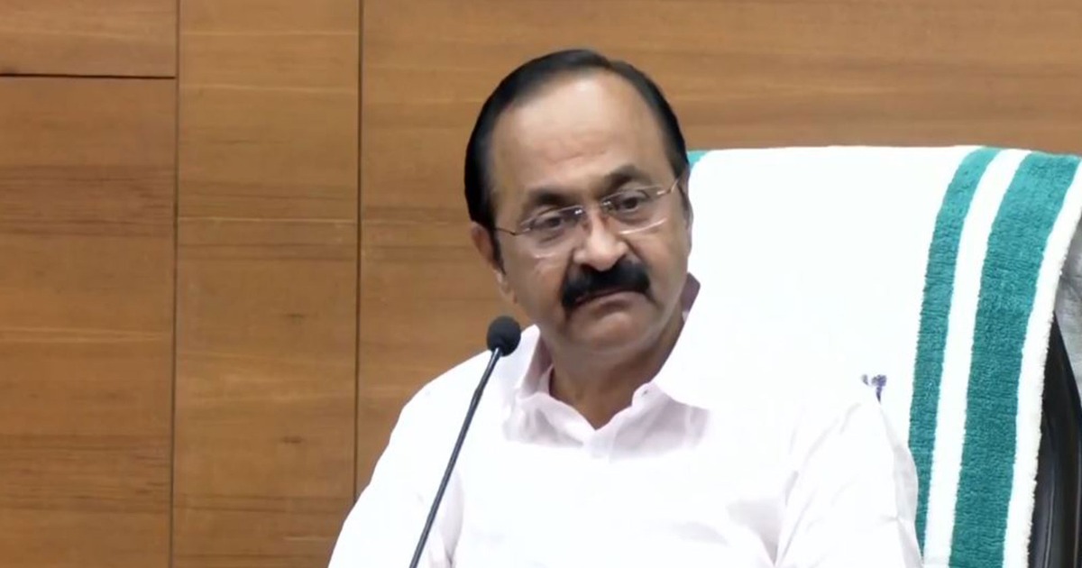 'കഴിഞ്ഞ സർക്കാർ ഒപ്പുവെച്ചതിനാൽ പിഎം ശ്രീയിൽ തുടരാൻ സംസ്ഥാനം നിർബന്ധിതരാണ്'; മുഖ്യമന്ത്രി