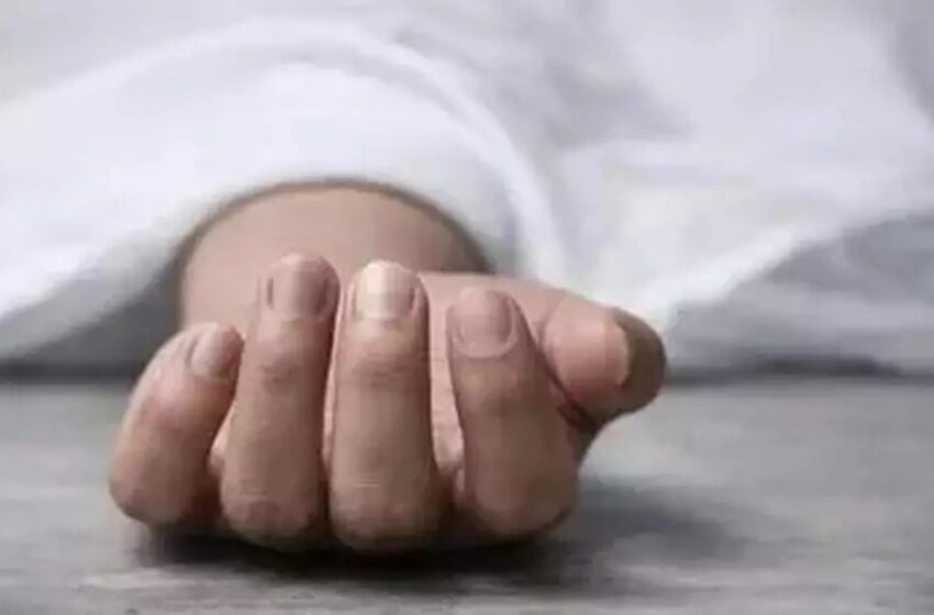  കാൽ മസാജ് ചെയ്യാൻ വിസമ്മതിച്ചു; യുപിയിൽ ദലിത് യുവാവിനെ സഹപ്രവർത്തകർ തല്ലിക്കൊന്നു, 3 പേർ അറസ്റ്റിൽ