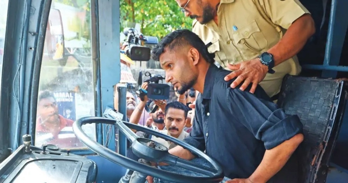 ‘ഓടിക്കാൻ ആഗ്രഹം തോന്നി, ഓടിച്ചു’; കെഎസ്ആർടിസി ബസ് കടത്തിക്കൊണ്ടുപോയ യുവാവ് 18 ദിവസങ്ങൾക്ക് ശേഷം പിടിയിൽ