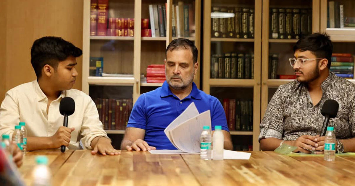  ‘സിബിഎസ്ഇ ക്രമക്കേടുകൾ പുറത്തുകൊണ്ടുവന്നതിന് അവർ ഞങ്ങളെ പാകിസ്താൻ ഏജന്റുമാരാക്കി’