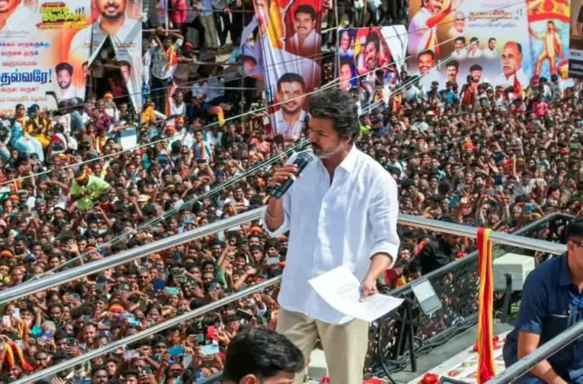 കരൂർ ദുരന്തം: മരിച്ചവരുടെ കുടുംബങ്ങൾക്ക് സർക്കാർ ജോലി പ്രഖ്യാപിച്ച് വിജയ്