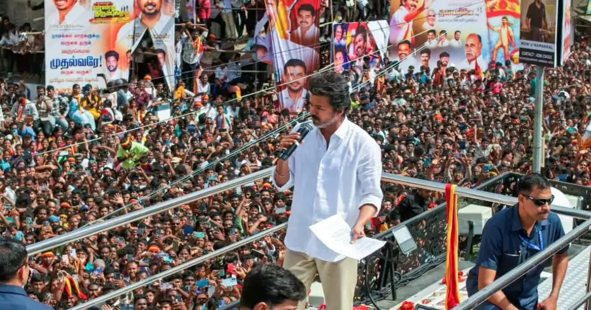 കരൂർ ദുരന്തം: മരിച്ചവരുടെ കുടുംബങ്ങൾക്ക് സർക്കാർ ജോലി പ്രഖ്യാപിച്ച് വിജയ്
