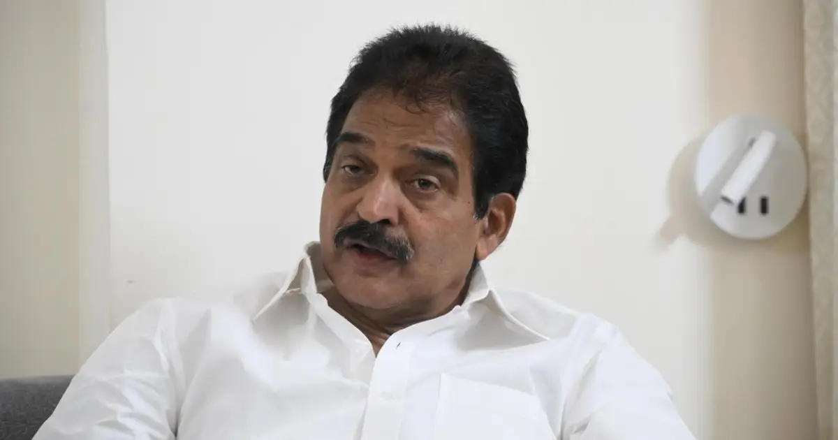 സംഘപരിവാറിന് ദൈവം വിശ്വാസത്തിൻ്റെ അടയാളമല്ല, ക്ഷേത്രസ്വത്തുക്കൾ കൊള്ളയടിക്കാനും ജനങ്ങളെ ഭിന്നിപ്പിക്കാനുമുള്ള ഉപകരണം' -വേണുഗോപാൽ