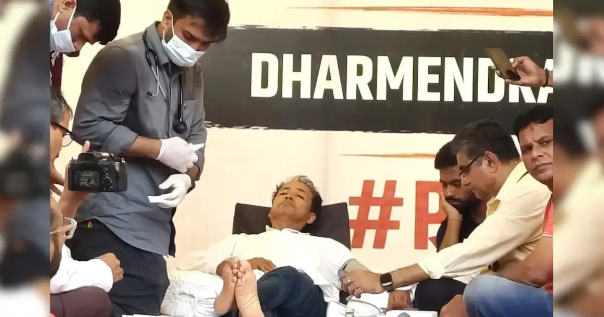 'പുറമെ ഞാൻ ദുർബലനാണ്, പക്ഷേ ഉള്ളിൽ ശക്തനാണ്'; 17 ദിവസം പിന്നിട്ട് സമരം, സോനം വാങ്ചുക്കിന്റെ ആരോഗ്യം വഷളാകുന്നു