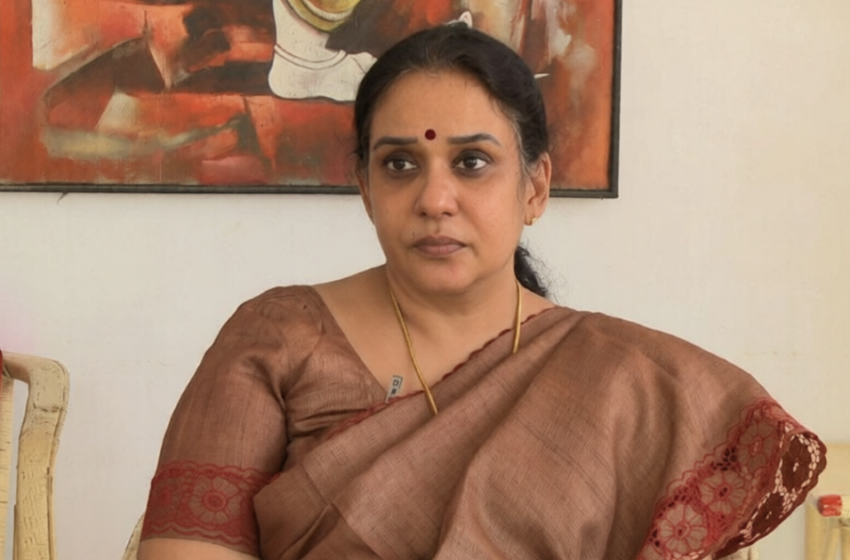  ‘അൻസിബ 4 പേരെ മതംമാറ്റാൻ ശ്രമിച്ചെന്ന് ശ്വേത പറഞ്ഞു; ഞാൻ എതിർത്തപ്പോൾ സിനിമയിലുണ്ടാവില്ലെന്ന് ഭീഷണിപ്പെടുത്തി’; മാലാ പാർവതി