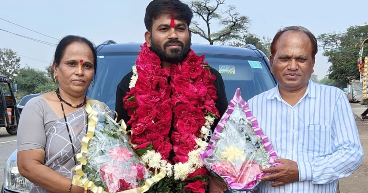  ‘സമരം കഴിഞ്ഞതോടെ ഒരുപാട് ആലോചനകൾ വരുന്നുണ്ട്’ അഭിജീത് ദിപ്‌കെയ്ക്ക് ഇനി കല്യാണമെന്ന് കുടുംബം
