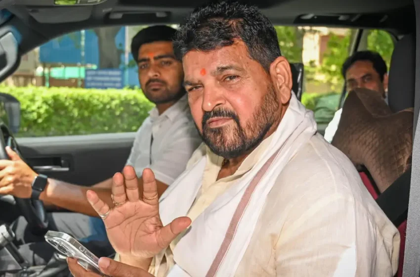  ‘കുറ്റം തെളിഞ്ഞാൽ തൂങ്ങിമരിക്കുമെന്ന് അന്നുതന്നെ പറഞ്ഞിരുന്നു, ദുർബലർക്ക് വേണ്ടിയാണ് നിലകൊണ്ടത്’: കുറ്റവിമുക്തനായതിന് പിന്നാലെ പ്രതികരിച്ച് ബ്രിജ് ഭൂഷൺ