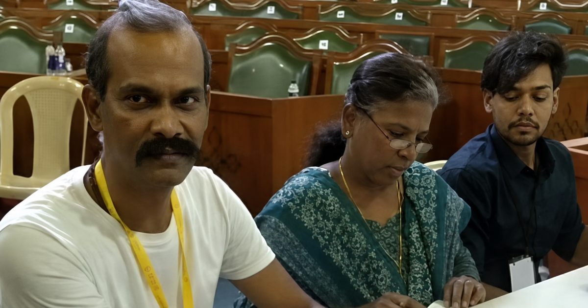  ഇതാണ് യഥാർത്ഥ ഇൻസ്പിരേഷൻ! സഹായമായത് മക്കളുടെ പാഠപുസ്തകം; 51-ാം വയസ്സിൽ എംബിബിഎസ് പ്രവേശനം നേടി ഒരച്ഛൻ
