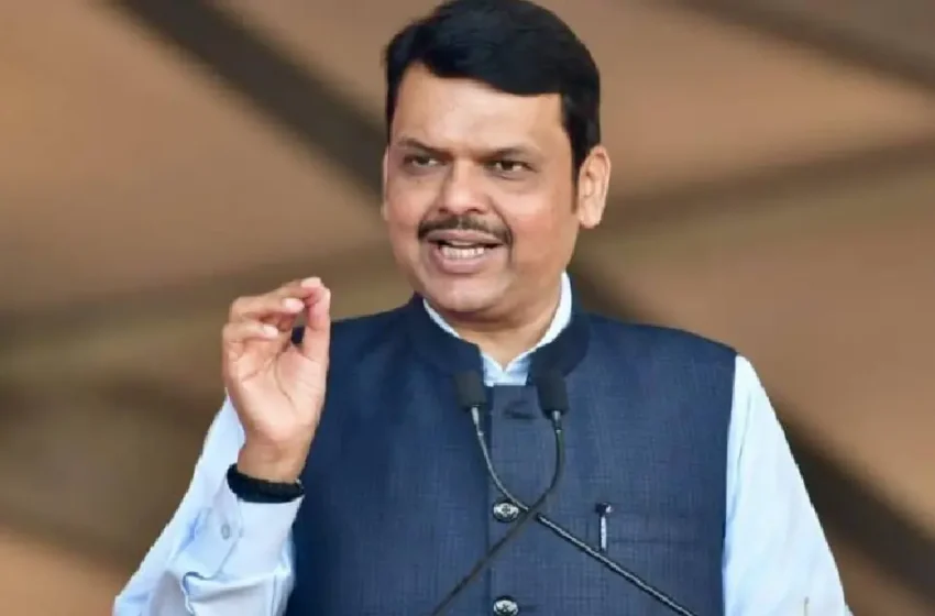  ‘കോൺ​ഗ്രസ് ഭരിക്കുമ്പോൾ 13 പേജിൽ മുഗൾ ചരിത്രം, ഛത്രപതി ശിവജിക്ക് ഒരു ഭാഗം മാത്രം’, മുൻ എൻസിആർടി ചരിത്രപുസ്‌തകത്തെ വിമർശിച്ച് മഹാരാഷ്ട്ര മുഖ്യമന്ത്രി ദേവേന്ദ്ര ഫഡ്നാവിസ്