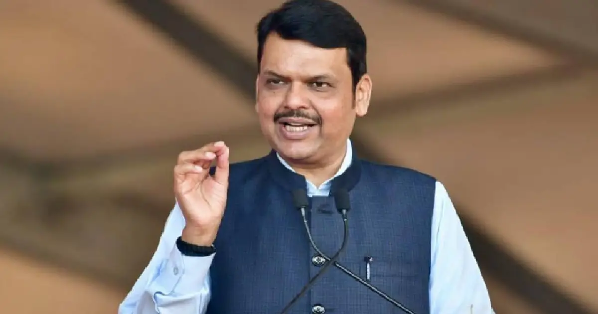  ‘കോൺ​ഗ്രസ് ഭരിക്കുമ്പോൾ 13 പേജിൽ മുഗൾ ചരിത്രം, ഛത്രപതി ശിവജിക്ക് ഒരു ഭാഗം മാത്രം’, മുൻ എൻസിആർടി ചരിത്രപുസ്‌തകത്തെ വിമർശിച്ച് മഹാരാഷ്ട്ര മുഖ്യമന്ത്രി ദേവേന്ദ്ര ഫഡ്നാവിസ്