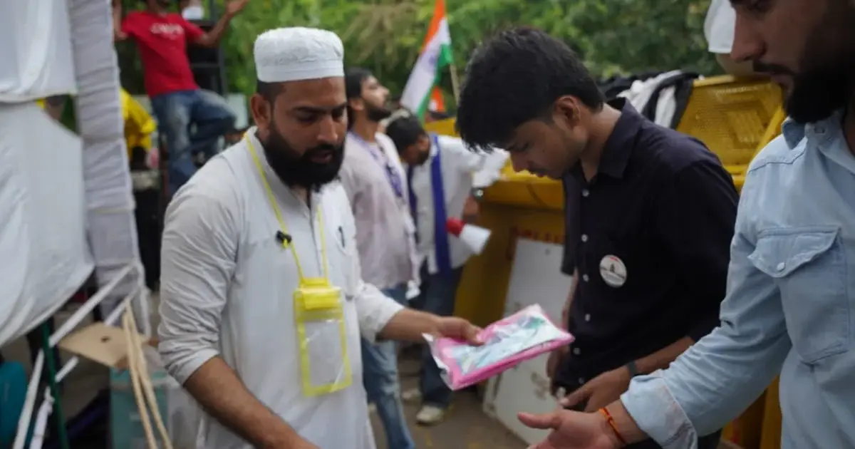  ‘പോലീസ് എത്ര വേട്ടയാടിയാലും വിദ്യാർത്ഥികൾക്കൊപ്പം നിൽക്കും’; നീറ്റ് സമരത്തിന് പിന്നാലെ ജാർഖണ്ഡിലും; വിദ്യാർത്ഥി സമരത്തിന് പിന്തുണയുമായി മുഹമ്മദ് ജുനൈദ് റാഞ്ചിയിൽ