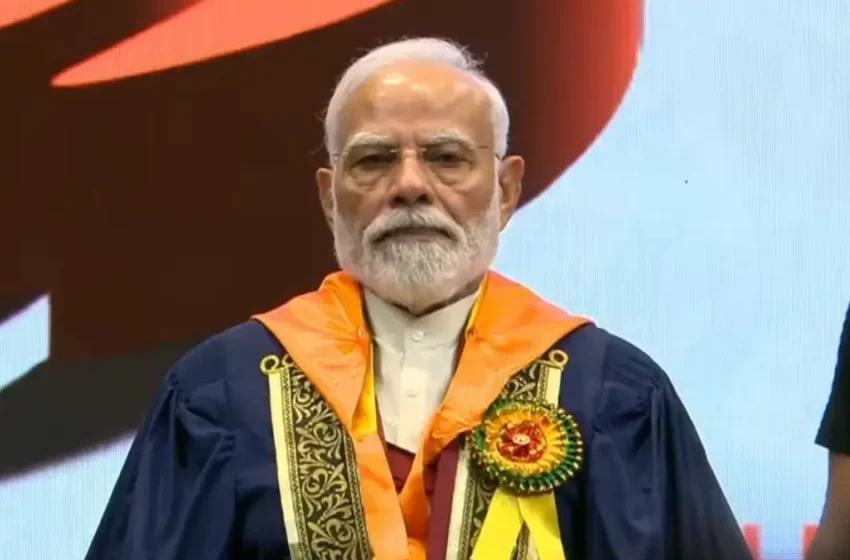  ‘മെഡൽ വാങ്ങുമ്പോൾ പ്രധാനമന്ത്രിക്ക് മുന്നിൽ കുനിയണം; മന്ത്രോച്ചാരണ സമയത്ത് എഴുന്നേൽക്കണം’; ഐഐടി ഡൽഹിയിലെ ബിരുദദാന ചടങ്ങ് വിവാദത്തിൽ