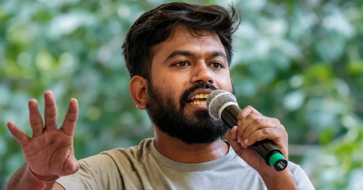  ‘ഗാന്ധിജിയുടെ കൊലയാളികൾക്ക് ഞങ്ങളെ വിമർശിക്കാൻ അവകാശമില്ല’; ആർഎസ്എസിന് മറുപടിയുമായി അഭിജീത് ദീപ്‌കെ