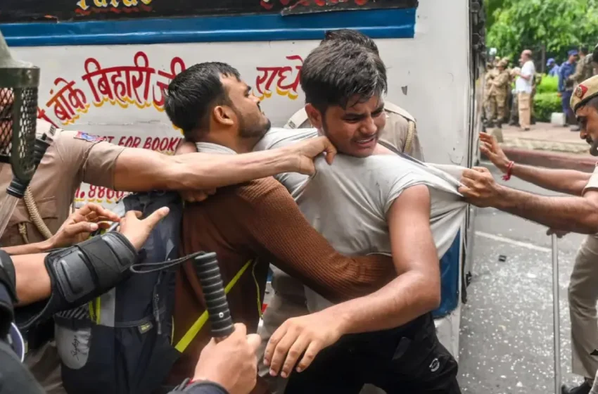  ‘വിദ്യാർത്ഥികൾക്കെതിരായ കേസുകൾ റദ്ദാക്കാം’; പ്രക്ഷോഭകർക്ക് ആശ്വാസമായി സുപ്രീംകോടതിയുടെ നിർണ്ണായക ഉത്തരവ്