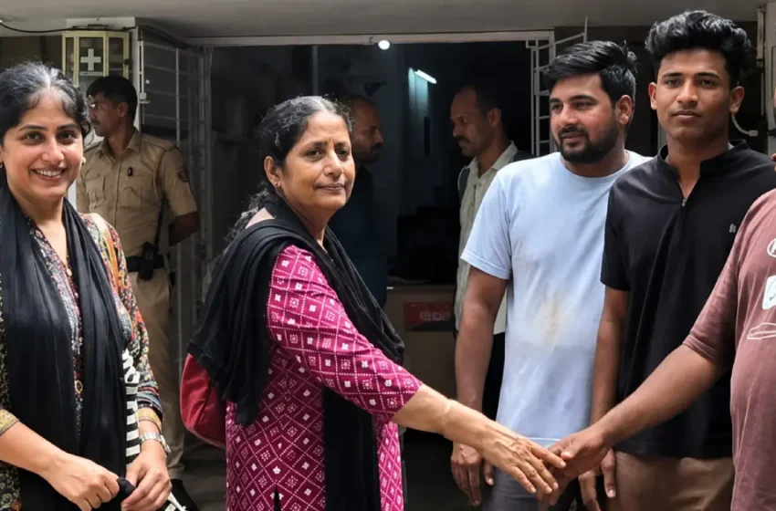  യുവതി ആക്രിക്ക് കൊടുത്തത് 11 ലക്ഷത്തിന്റെ സ്വർണം; സുരക്ഷിതമായി തിരിച്ചേൽപ്പിച്ച് മലപ്പുറത്തുകാരൻ അനീസ്