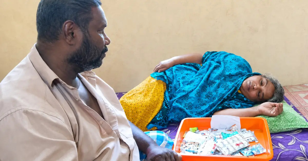 വിധിയുടെ ക്രൂരതയിൽ ഒരു കുടുംബം മുഴുവൻ രോഗക്കിടക്കയിൽ; ഭക്ഷണത്തിനും മരുന്നിനും പണമില്ല, സുമനസ്സുകളുടെ കൈത്താങ്ങ് തേടി അബ്ദുൽ ഷുക്കൂർ