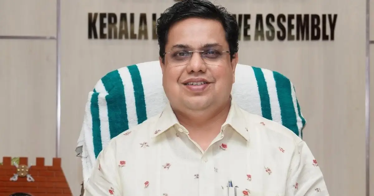 'ശ്രീനാരായണ ഗുരുവിന്ന് പുതുമടിശീലക്കാരുടെ മടിയിൽ പിടഞ്ഞു വീണു മരിക്കുന്നു'; വെള്ളാപ്പള്ളിക്കെതിരെ ഒളിയമ്പുമായി എ എൻ ഷംസീർ