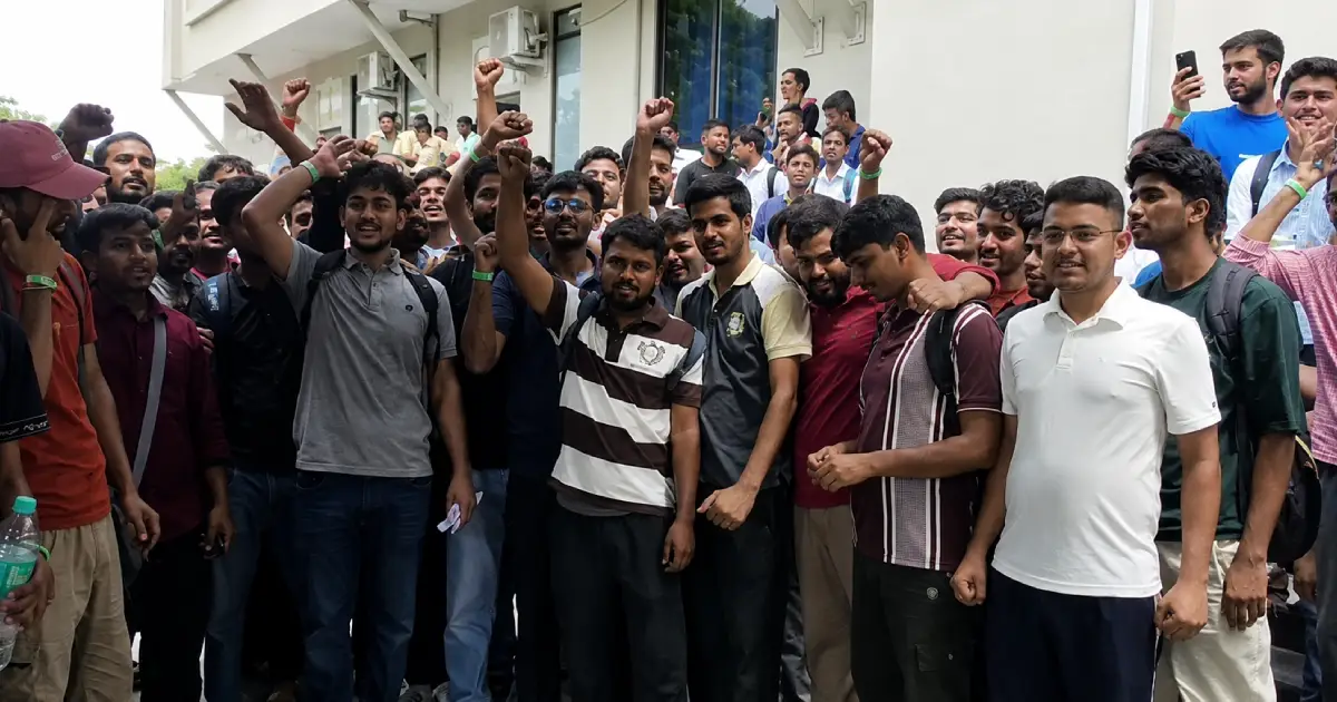 നീറ്റ് പി.ജിക്ക് പിന്നാലെ എയിംസ് പരീക്ഷയിലും വീഴ്ച; ജയ്‌പൂരിലെ സെന്ററിൽ സെർവർ തകരാർ, പ്രതിഷേധിച്ച് ഉദ്യോഗാർഥികൾ