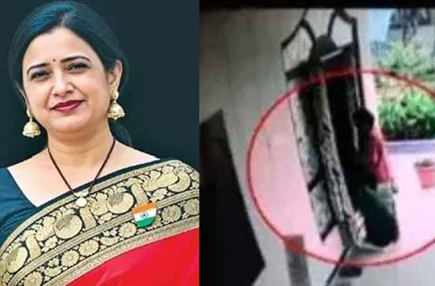  ‘ടീച്ചർ വീട്ടിൽ ഒറ്റയ്ക്കുള്ള സമയത്ത് എത്തി, പിന്നിൽനിന്നു കത്തി കൊണ്ട് 27 തവണ ഇഞ്ചിഞ്ചായി കുത്തി’-പ്രിൻസിപ്പലിനെ ക്രൂരമായി കൊലപ്പെടുത്തി വിദ്യാർഥികൾ | Students Arrest in School Principal Murder