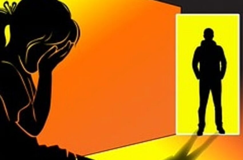  പത്തനംതിട്ടയിൽ 10-ാം ക്ലാസുകാരി പീഡനത്തിനിരയായി; അച്ഛൻ ഉൾപ്പെടെ 7 പേർക്കെതിരെ കേസ്